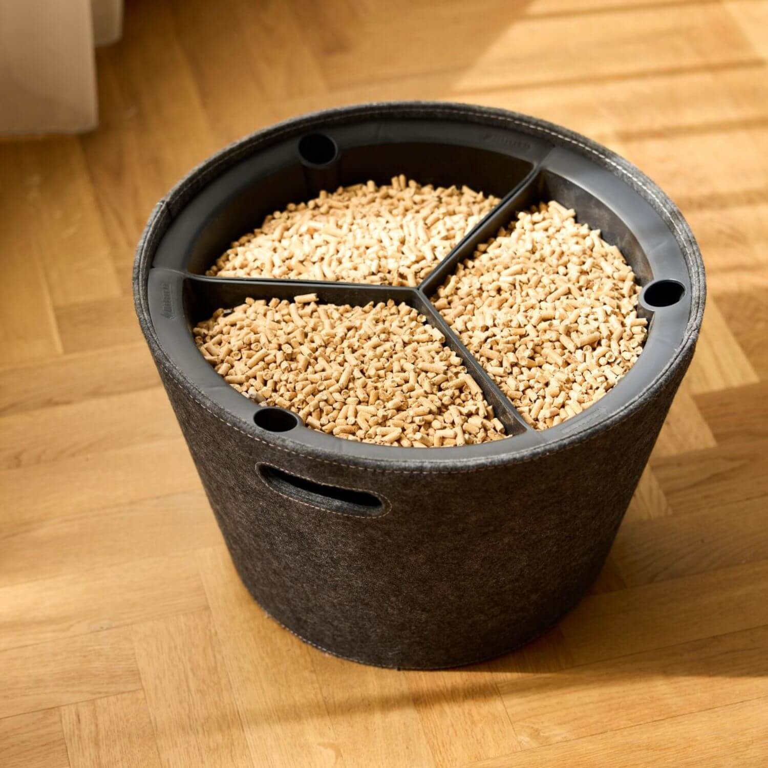 aduro-proline-korbset-f-r-holzpellets-filz-grau-mit-pelleteinsatz image 2