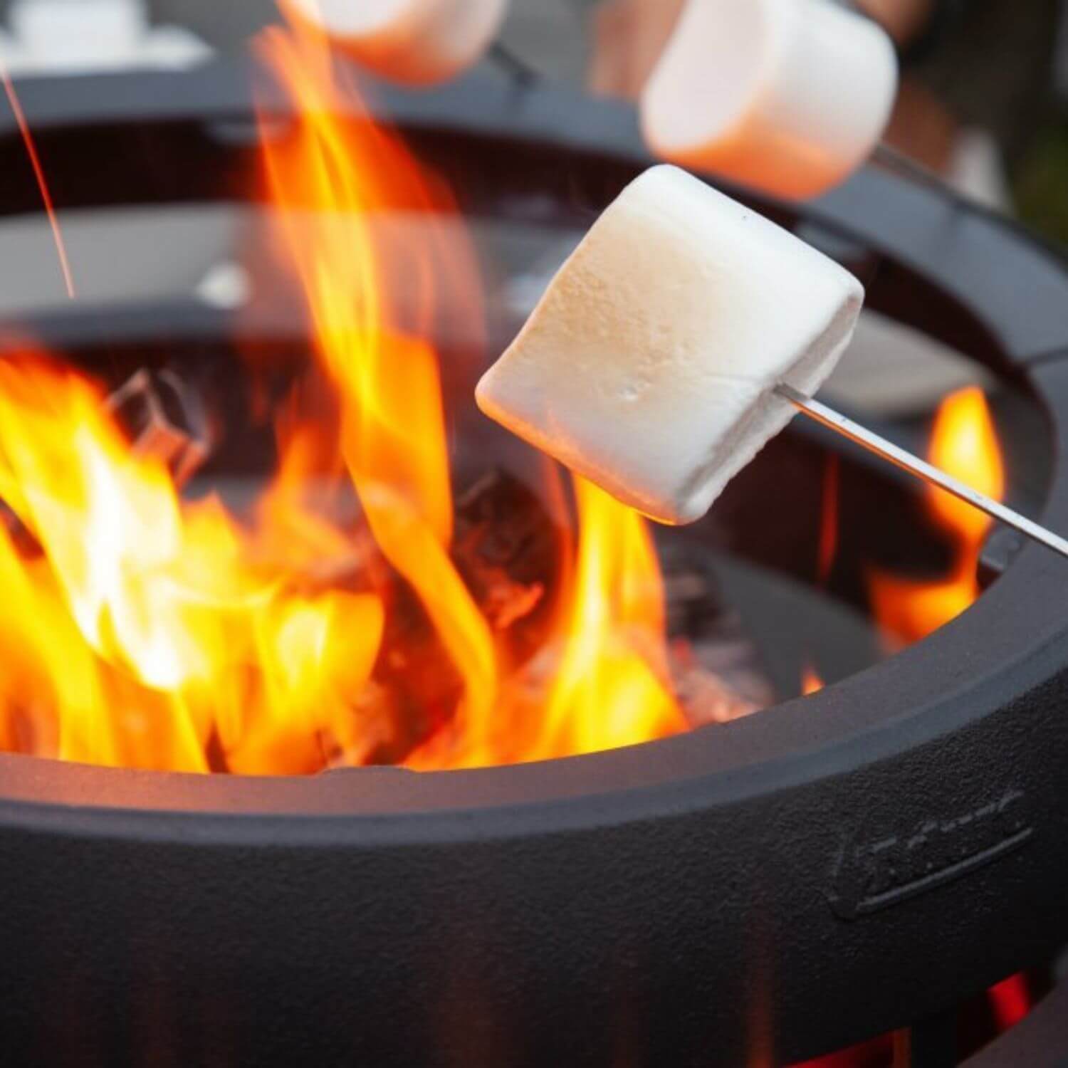 aduro-feuerschale-aus-gusseisen-mit-grillrost image 8