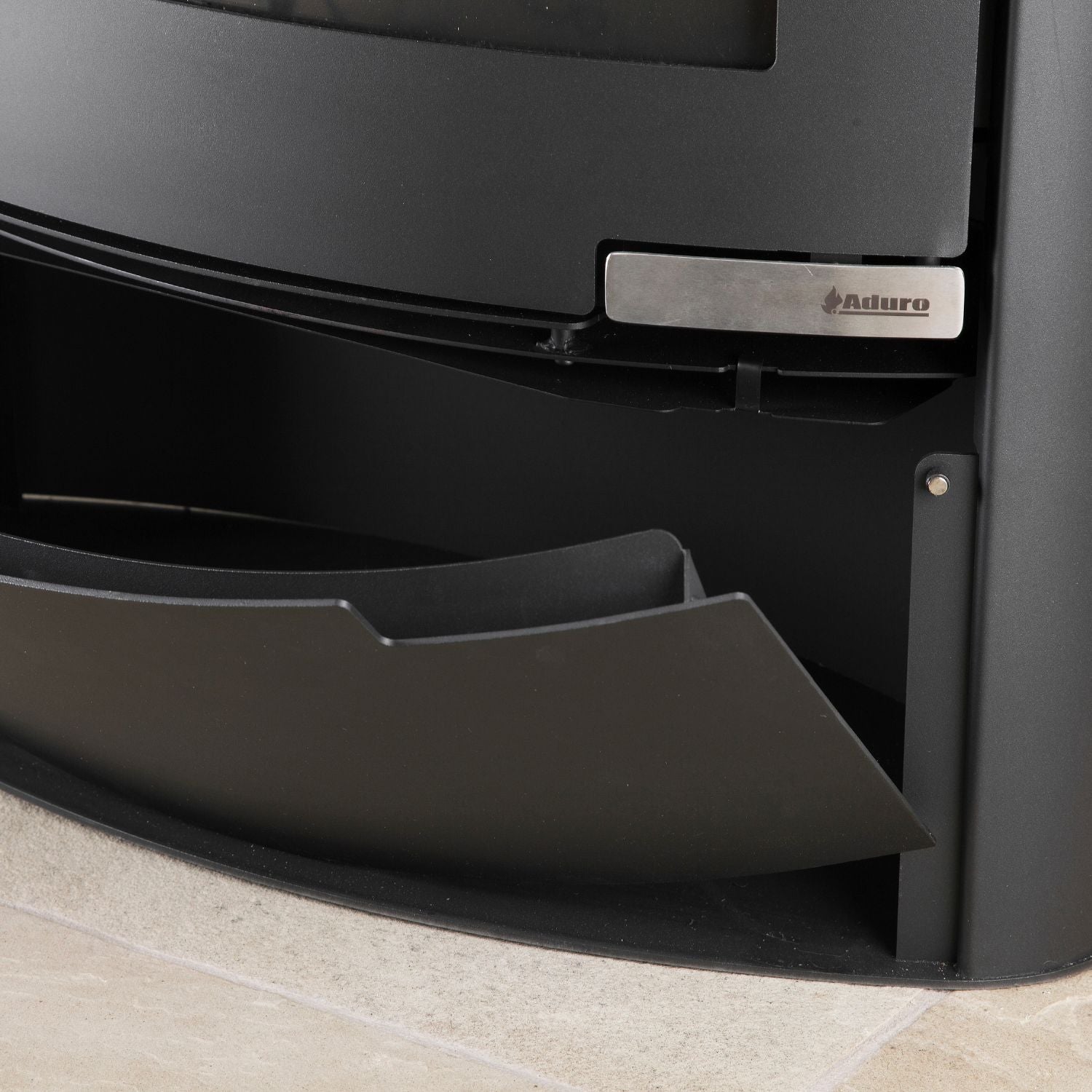 aduro-15-kaminofen-elliptisch-f-r-50-cm-scheite image 3