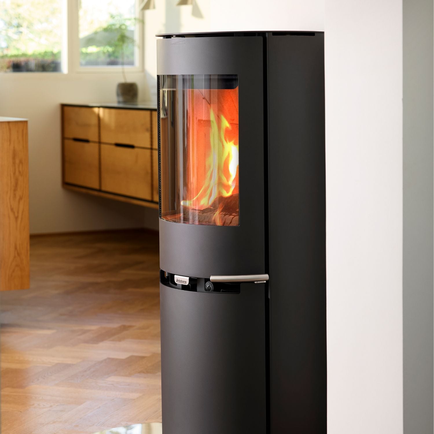 aduro-9-8-kaminofen-freistehend-mit-erh-hter-brennkammer image 3