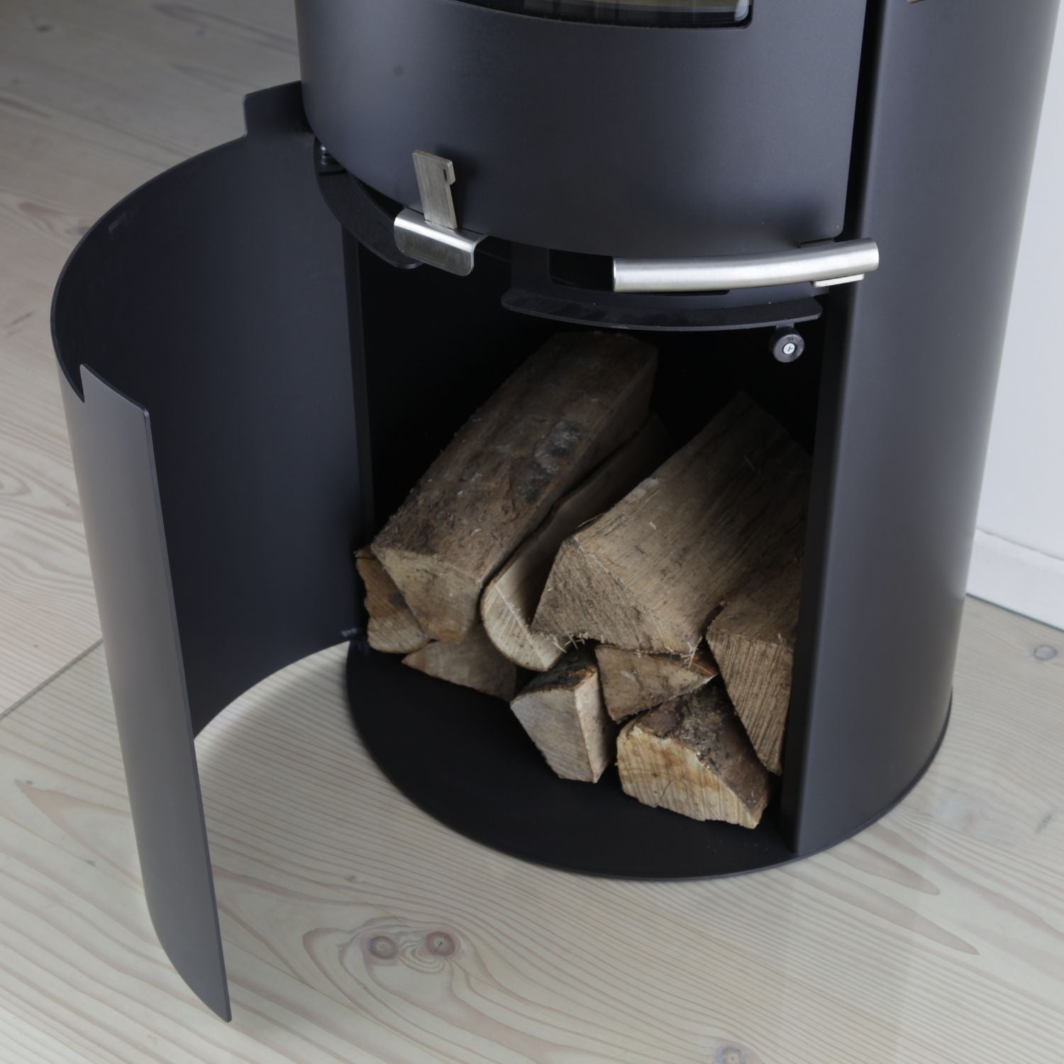 aduro-9-5-kaminofen-120-cm-freistehend-mit-holzfach-und-3-scheiben image 3