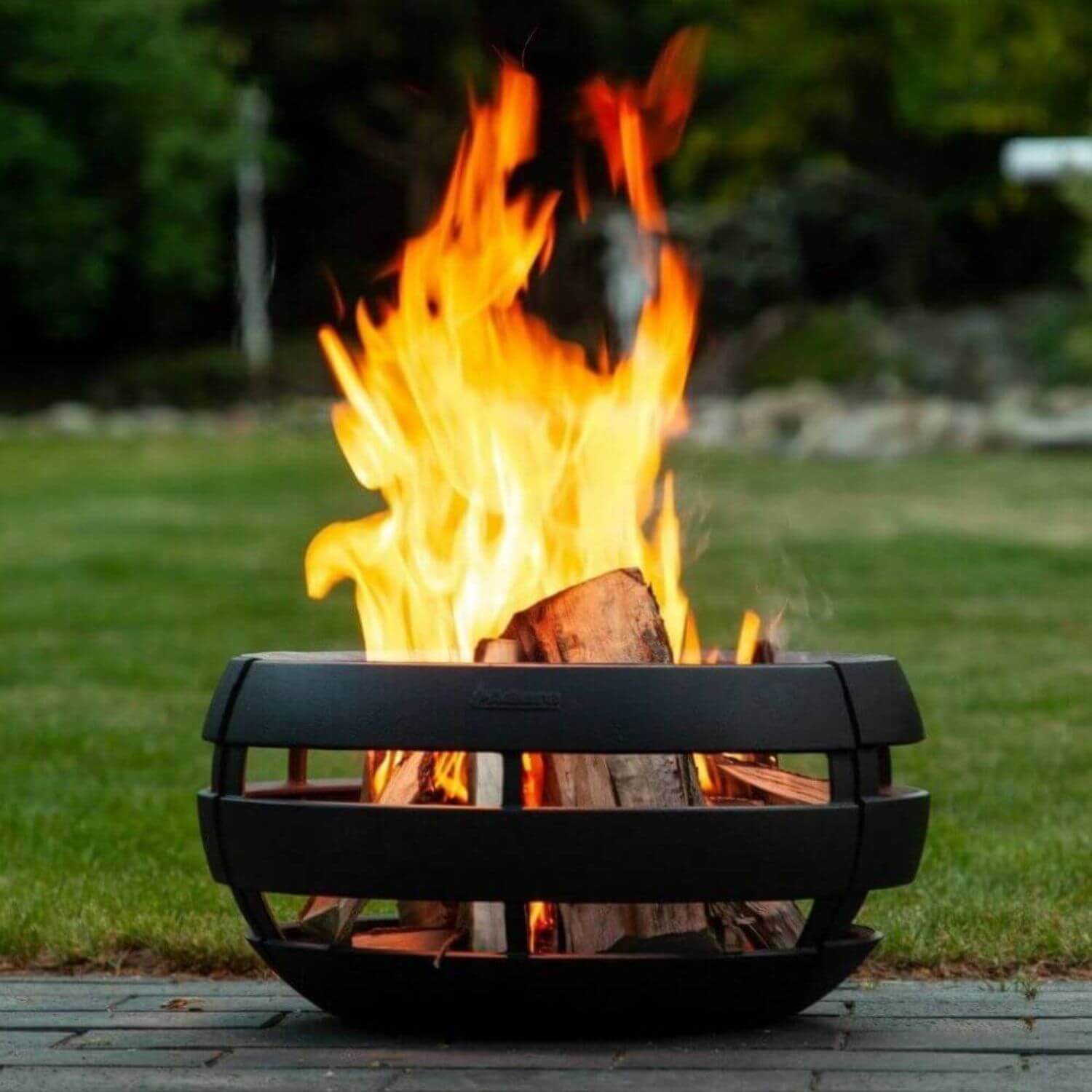 aduro-feuerschale-aus-gusseisen-mit-grillrost image 7